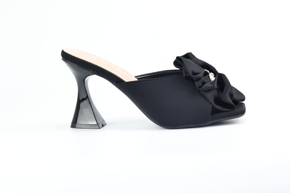Women’s Bow Detail Heeled - YJ350