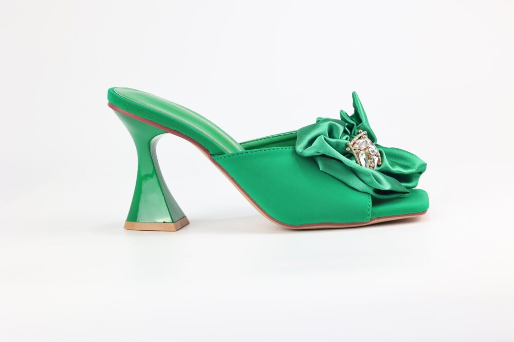 Women’s Bow Detail Heeled - YJ350 - Image 2
